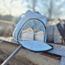 Unisex sporttáska - világoskék, fehér, cipőtartóval