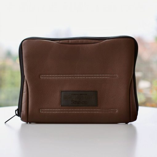 RoadstAir Pro leather laptop holder - barna - M size