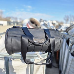 TyAir black leather and leatherette sport bag