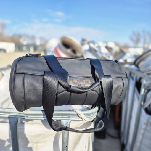 TyAir black leather and leatherette sport bag